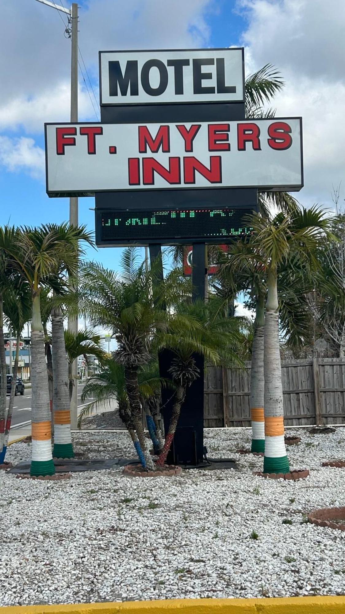 Fort Myers Inn Esterno foto