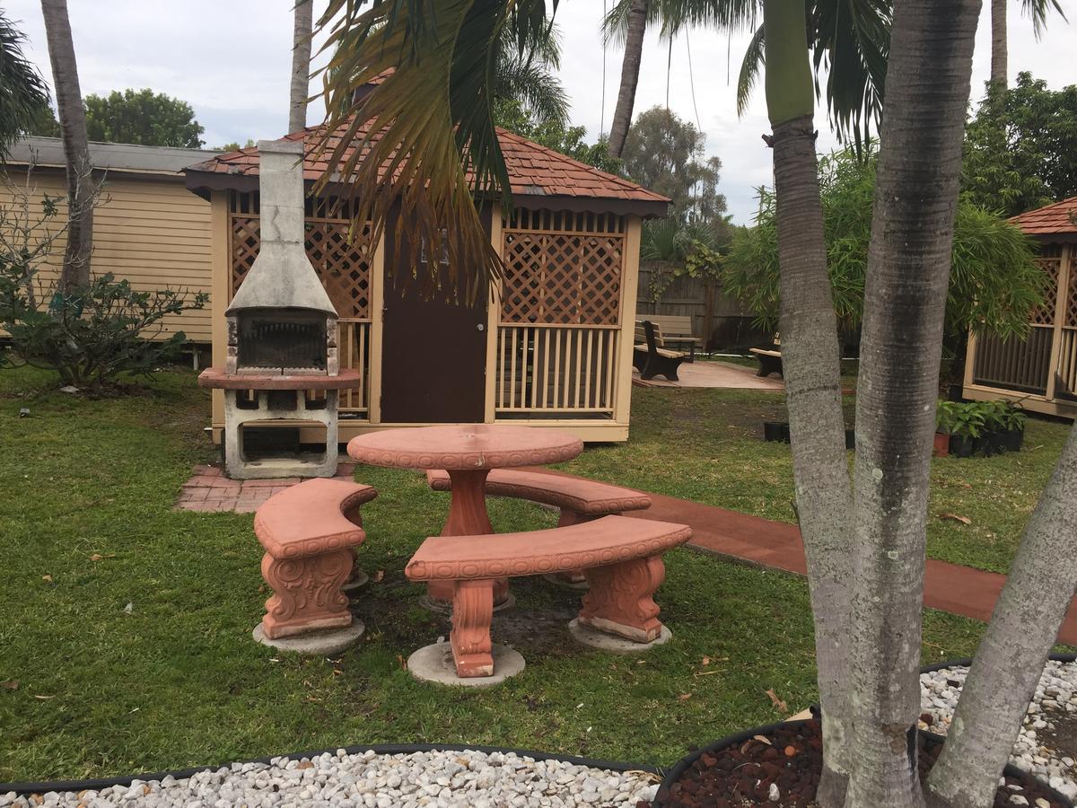 Fort Myers Inn Esterno foto
